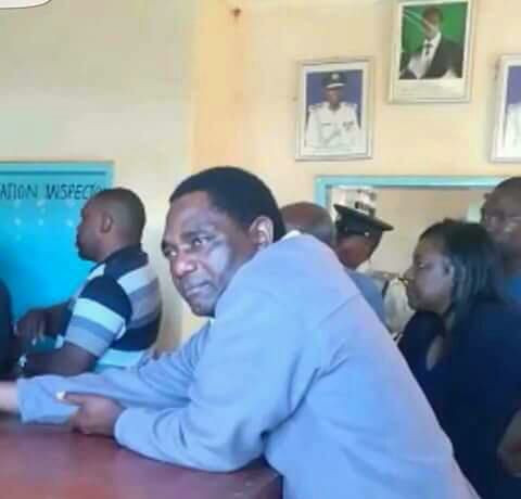 Liderul opozitiei din Zambia, arestat pentru ca nu a dat prioritate coloanei prezidentiale. Risca acum pedeapsa cu moartea