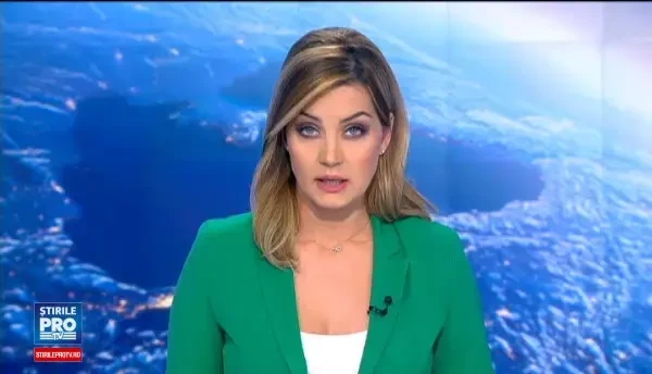 Arhiepiscopul Dunarii de Jos a spalat picioarele a 12 copii, in catedrala din Galati. Semnificatia ritualului impresionant