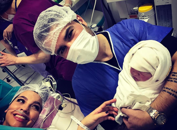 Adrian Mutu a devenit tata pentru a patra oara. Ce nume va purta al doilea fiu al sau