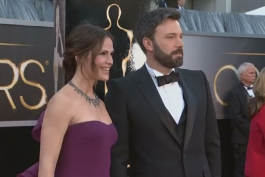 Ben Affleck si Jennifer Garner au depus actele de divort la 2 ani de la despartire. Cum vor imparti averea de 160 mil. dolari