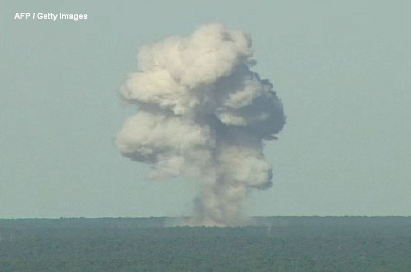 Cine a luat decizia de a lansa "mama tuturor bombelor" in Afganistan. Localnic: "Am simtit ca se prabuseste cerul peste noi"