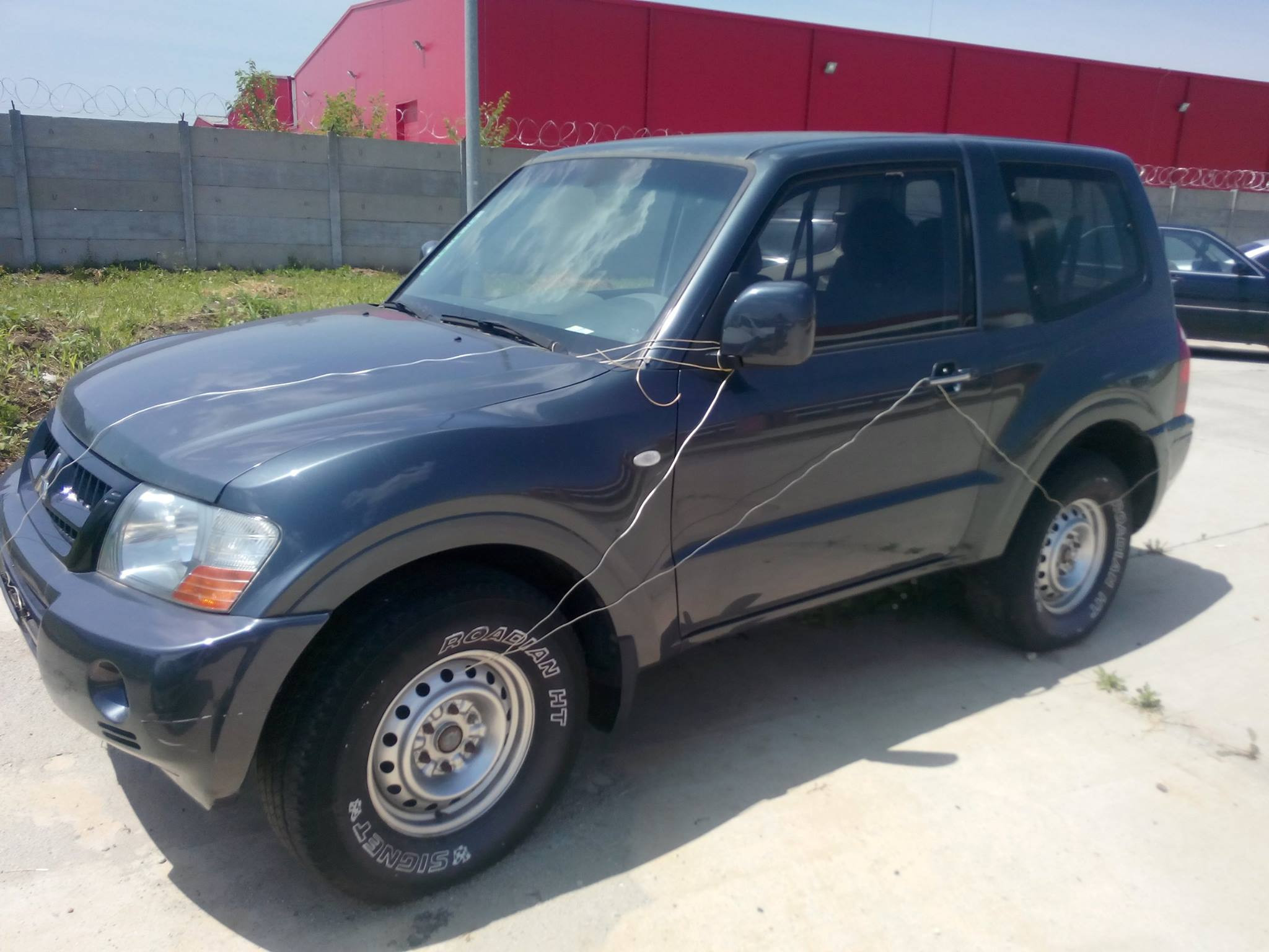 ANAF scoate la licitatie cinci masini. Preturile stabilite pentru un Maserati Quatroporte din 2005 sau un Jaguar XKR din 2008