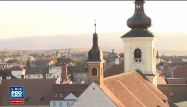 Hotelul de gheata din Sibiu i-a uimit pe turistii straini. Nu stiu cum au reusit sa il faca, dar este impresionant