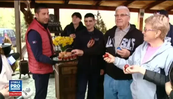 Mese imbelsugate pentru turistii din statiunile montane. Vedeta zilei a fost berbecutul la protap