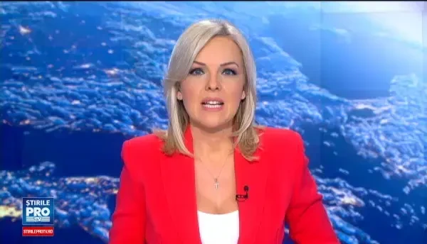 1.250.000 de oameni au urmarit live, pe Facebook, nasterea unui pui de girafa. Concurs online pentru gasirea unui nume