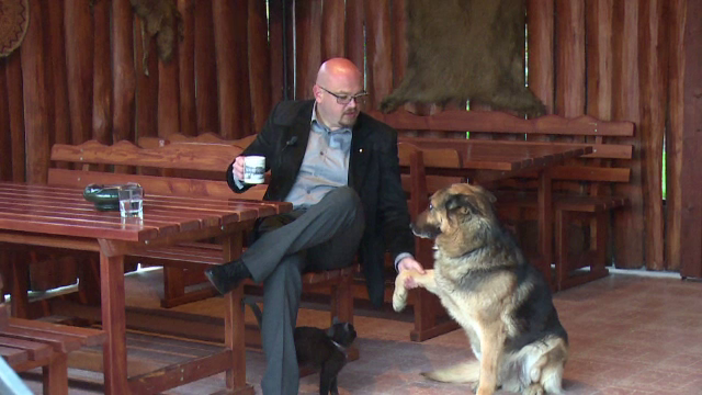 Romanii care locuiesc in Ungaria, afectati de inasprirea controalelor in vami. Stau acum la coada si cate o ora la frontiera