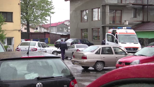 Barbat de 66 de ani din Targoviste, gasit decedat in propriul apartament. S-ar fi sinucis dupa moartea sotiei