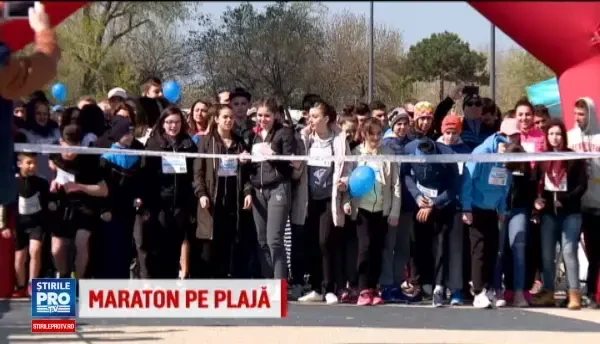 Plaja din Mamaia, gazda unui maraton mai putin obisnuit. Peste 1000 de oameni vor alerga 24 de ore pentru copiii cu autism