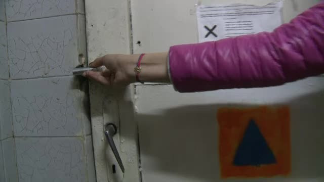 Adaposturile protectiei civile din Bucuresti sunt aproape inutile. Ce au descoperit autoritatile in blocurile Capitalei