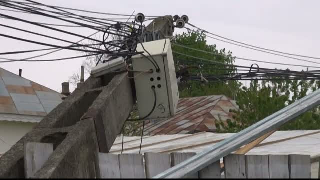 Situatie nemaintalnita in ultimii 25 de ani in Romania. Sute de mii de locuinte sunt de cateva zile fara curent electric