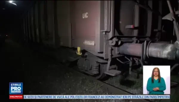 Doi copii din Craiova, electrocutati in timp ce incercau sa-si faca selfie pe un vagon de tren. In ce stare se afla