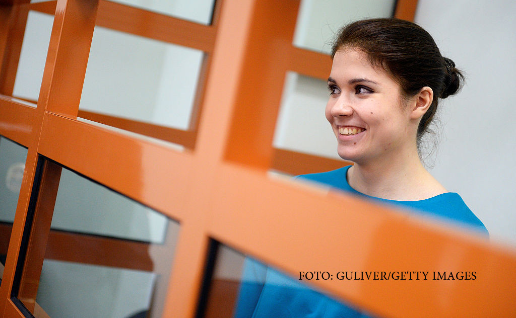 Studenta din Rusia, condamnata la inchisoare pentru ca ar fi vrut sa se alature ISIS. Familia o apara aratand lenjeria sexy