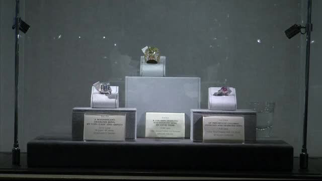 O colectie impresionanta de bijuterii, scoasa la licitatie in New York. Ce contine si cat costa