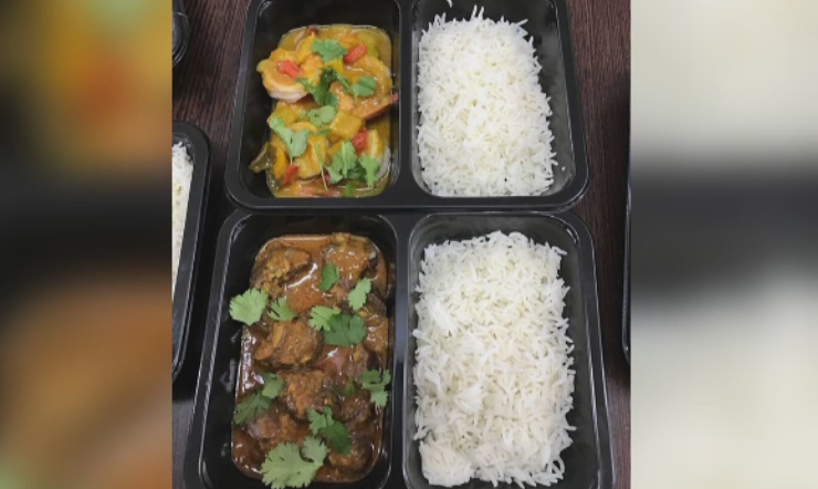 Caserola incepe sa inlocuiasca mancarea de la restaurant in preferintele romanilor. Preturile la supe, salate sau snitele