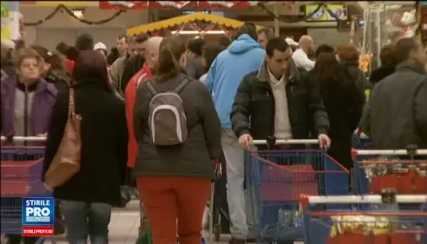 Acelasi produs, alta calitate. Crema de branza produsa in Vest pentru Romania, la microscop: Noua ne dati mai degresata...