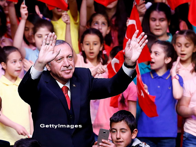 Erdogan: "Uniunea Europeana inchide granitele Turciei. Cat ar mai trebui sa mai asteptam?"