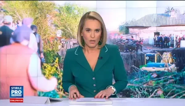 Copilul de 2 ani care a cazut in put, vizitat la spital de salvatorii sai. Starea baietelului este grava; familia, audiata