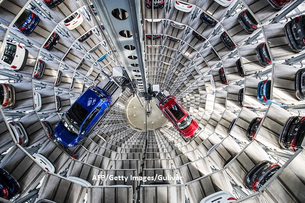 Anunt "bomba" de la Guvern. Cel mai mare producator auto din Europa vrea sa vina in Romania