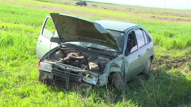 Accident grav pe DN71. Opt oameni au fost raniti dupa ce un sofer nu a acordat prioritate