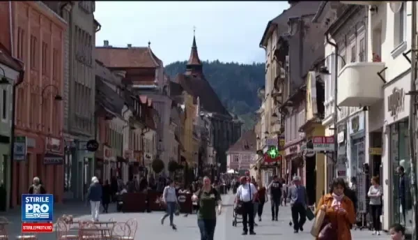 Brasovul sarbatoreste nu numai 1 Mai, ci si zilele orasului: petreceri culinare, degustari de vinuri si hore in aer liber