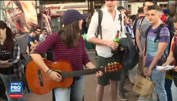 CFR a suplimentat vagoanele cu 8000 de locuri pentru 1 Mai. Studentii au gratuitate, iar elevii au o reducere de 50%