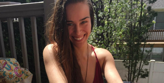 A provocat un soc cu noul ei look:"Ma simt perfect cu imperfectiunile mele". Cum arata tanara in imagine completa. FOTO