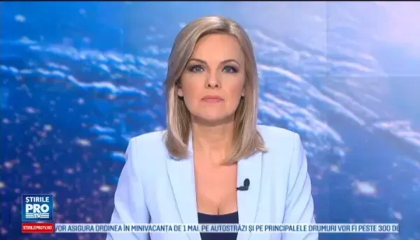 Incident grav pe o autostrada din statul american Washington. Un copac s-a prabusit peste o masina aflata in mers