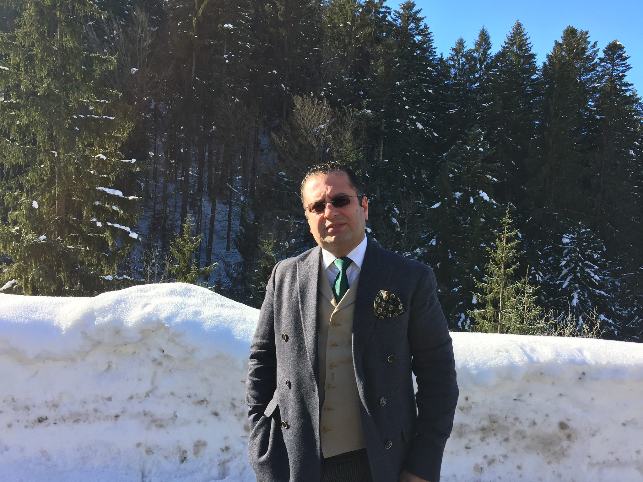 Presedintele unei mari companii mass-media, impuscat mortal in Istanbul. Guvernul care ar fi pus la cale asasinatul