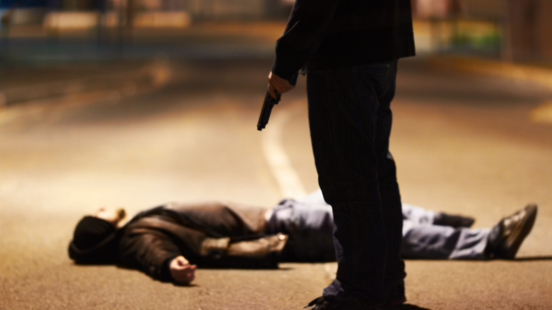 Autoritatile americane au ucis un atacator inarmat. Individul a ucis o persoana si a ranit alte 7 la o petrecere