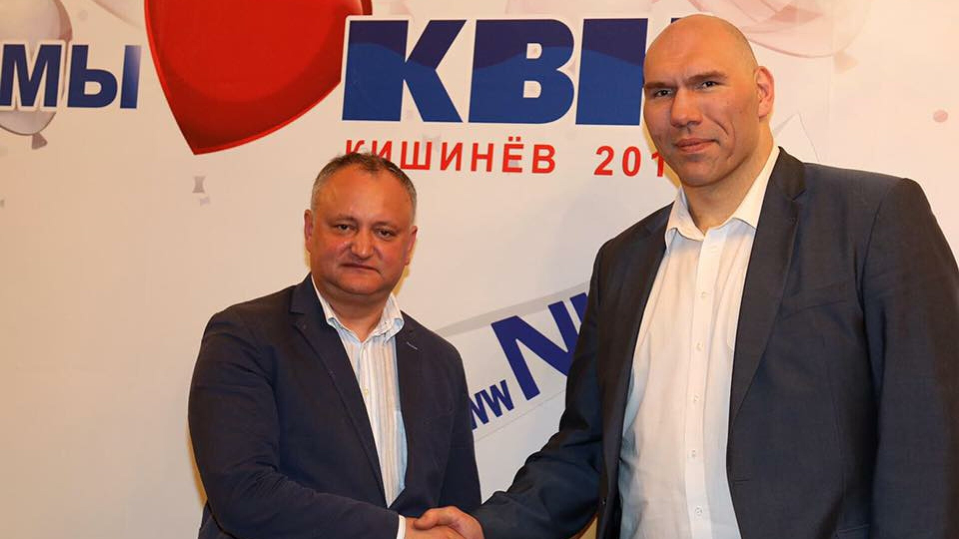 Presedintele Moldovei l-a primit de 1 Mai pe trimisul neoficial al lui Putin, fostul campion de box Nikolai Valuev