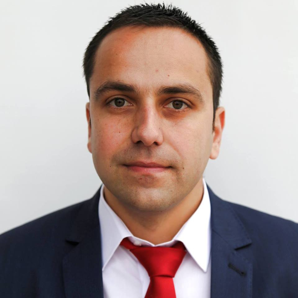 Un primar din Gorj demisioneaza din functie ca sa-si salveze casnicia: "Consilierii mi-au adus cearta in familie"