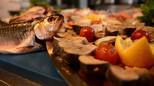 Adevarat festin in Delta Dunarii. Ce bunatati ii asteapta pe cei care ii trec pragul