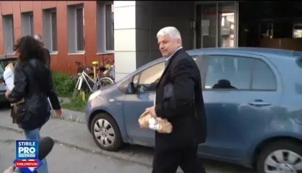 Ancheta de proportii la CFR Marfa intr-o afacere cu vagoane dezafectate vandute la fier vechi. Prejudiciul evaluat este urias