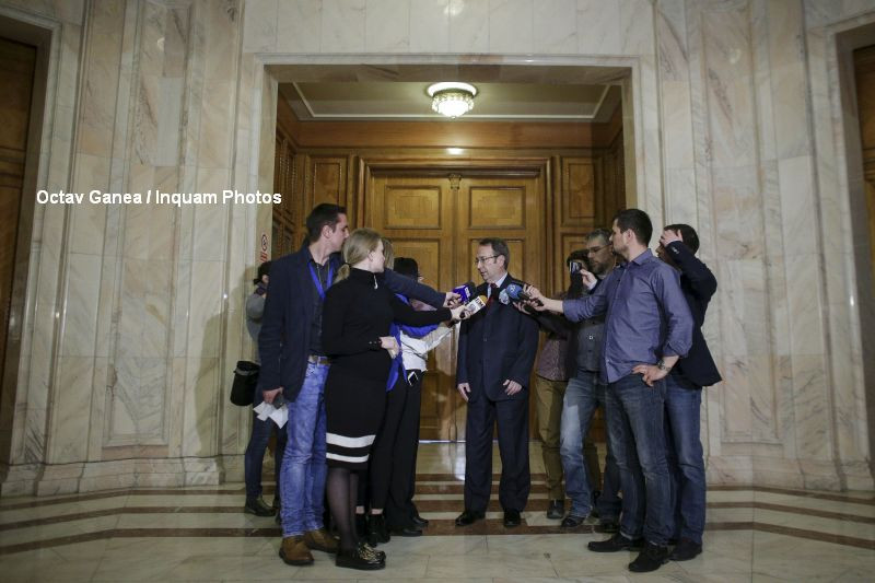 CCR: Probele obținute în mod nelegal și declarate nule trebuie înlăturare din dosare