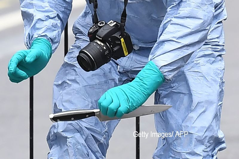 O britanica a fost condamnata la 11 ani de inchisoare dupa ce si-a atacat logodnicul. De ce au ramas socati paramedicii