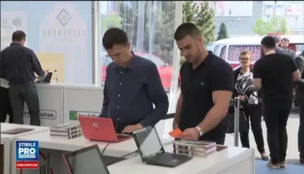 Zeci de apartamente, vizitate in decurs de o singura ora cu ajutorul tehnologiei. Targul organizat in Capitala