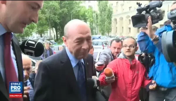 Traian Basescu, audiat la Parchetul General intr-un dosar privind retrocedarea a 66 de imobile