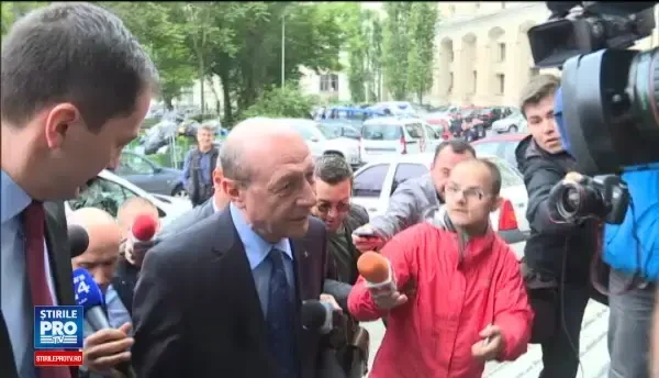 Traian Basescu, audiat la Parchetul General intr-un dosar privind retrocedarea a 66 de imobile
