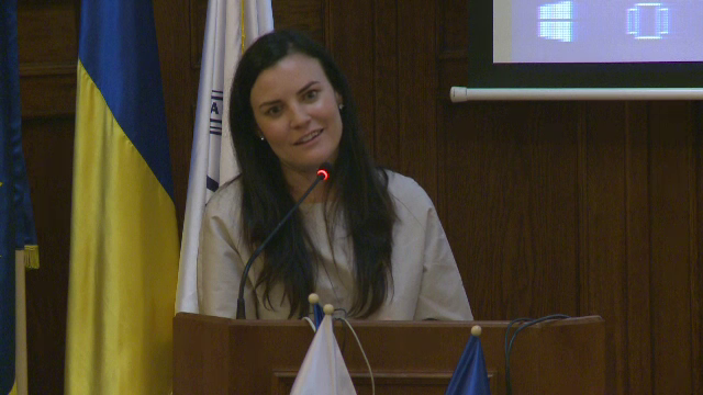 Tanara care a castigat primul milion de dolari inainte sa termine liceul. Ce sfaturi le-a dat studentilor romani