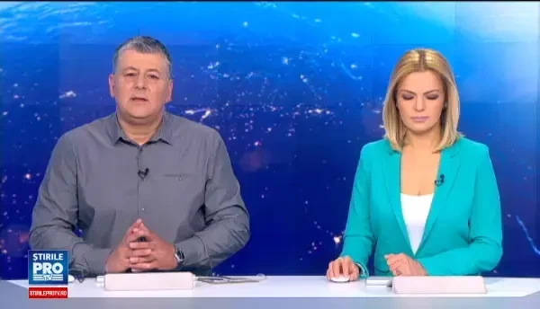 Fenomene extreme in Romania din cauza vremii rea. Masina luata de ape in Tulcea, tornada in Constanta