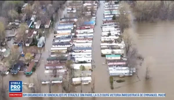 Stare de urgenta in urma inundatiilor grave din Montreal. Oamenii trebuie evacuati, plang in barci ca niste bebelusi