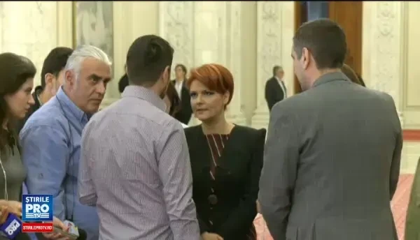 Ministrul Muncii vrea plafonarea indemnizatiei pentru cresterea copilului la 8.000 lei. Liviu Dragnea nu pare sa fie de acord