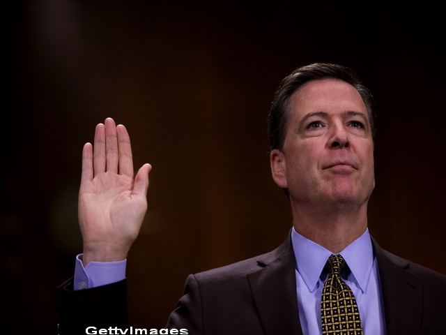 Presedintele Trump l-a demis pe directorul FBI, James Comey,
