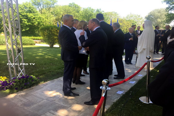 Băsescu îi transmite liderului PSD că ar trebui să demisioneze din Parlament:” Ce zici Dragnea, ai curaj?”