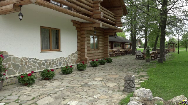 Bucovina a devenit destinatie turistica de lux, recomandata bogatilor lumii. Reactia unor turisti americani dupa un sejur