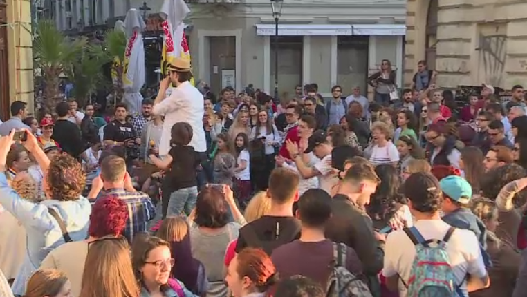 Bucurestiul, promovat de 100 de bloggeri si jurnalisti din toata lumea. Ce s-a intamplat sambata in Centrul Vechi