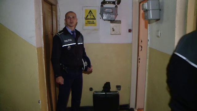 Un tanar din Iasi, care nu si-a mai luat tratamentul pentru schizofrenie, si-a injunghiat mama. Cum l-a gasit tatal in casa