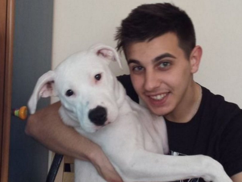 Doi adolescenti de 14 si 15 ani l-ar fi ucis pe Razvan, romanul gasit mort intr-un parc din Marea Britanie