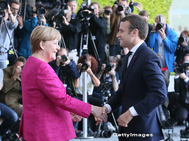 Merkel vrea o armată UE, reguli noi pentru migranți și Fond Monetar European