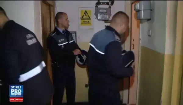 Un tanar din Iasi, care nu si-a mai luat tratamentul pentru schizofrenie, si-a injunghiat mama. Cum l-a gasit tatal in casa